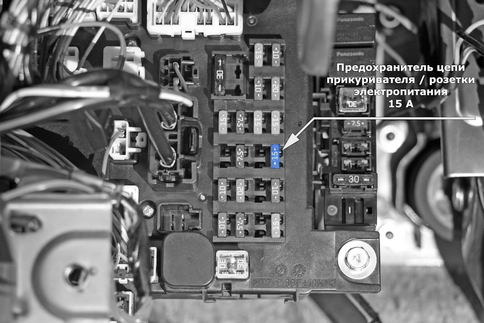 Митсубиси лансер 2004 года пропал сигнал как разбирать