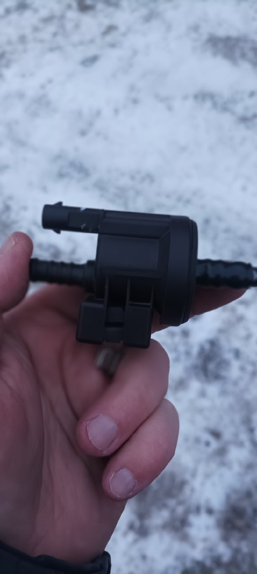 Замена клапана абсорбера — Volkswagen Passat CC, 1,8 л, 2011 года ...