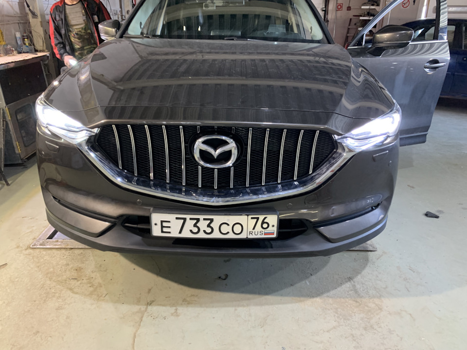 Решетка радиатора MAZDA CX-5 2017- 2017 2018 2019 2020 2021 2022 KF PEVPS KB8B50712