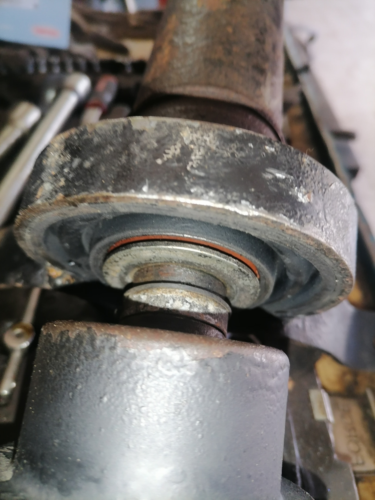 Вибратор от VAG — Audi A4 (B6), 1,8 л, 2003 года | своими руками | DRIVE2