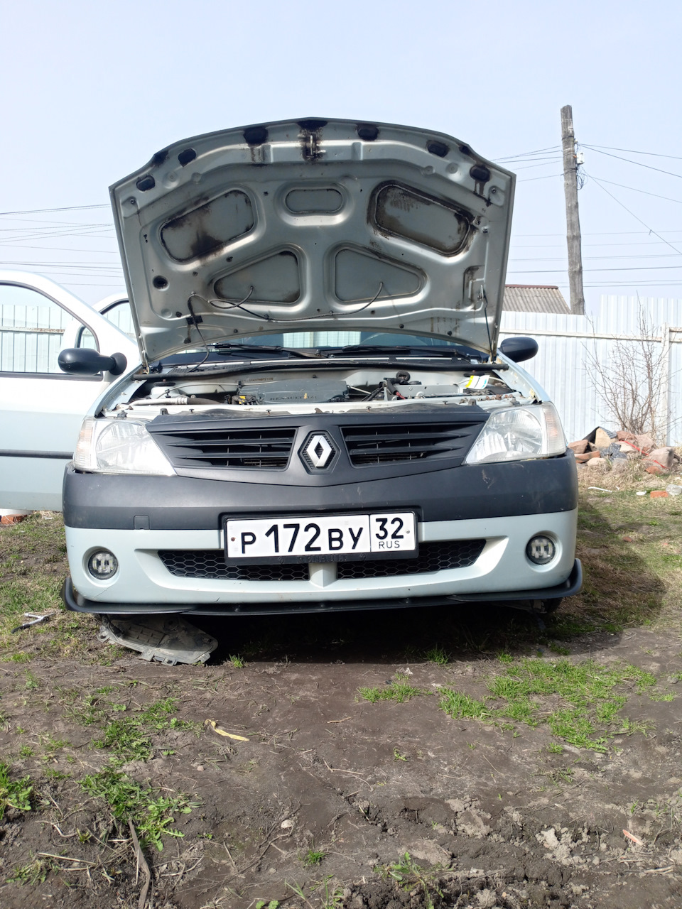 РОЛЕВЫЕ ИГРЫ — Renault Logan (1G), 1,4 л, 2007 года | стайлинг | DRIVE2