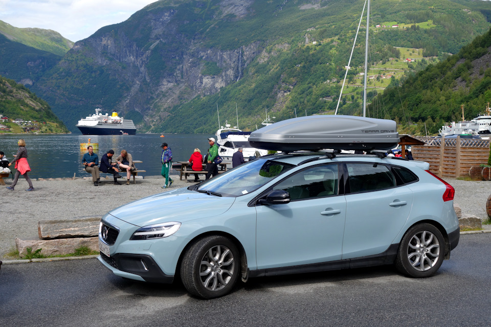 Volvo thule