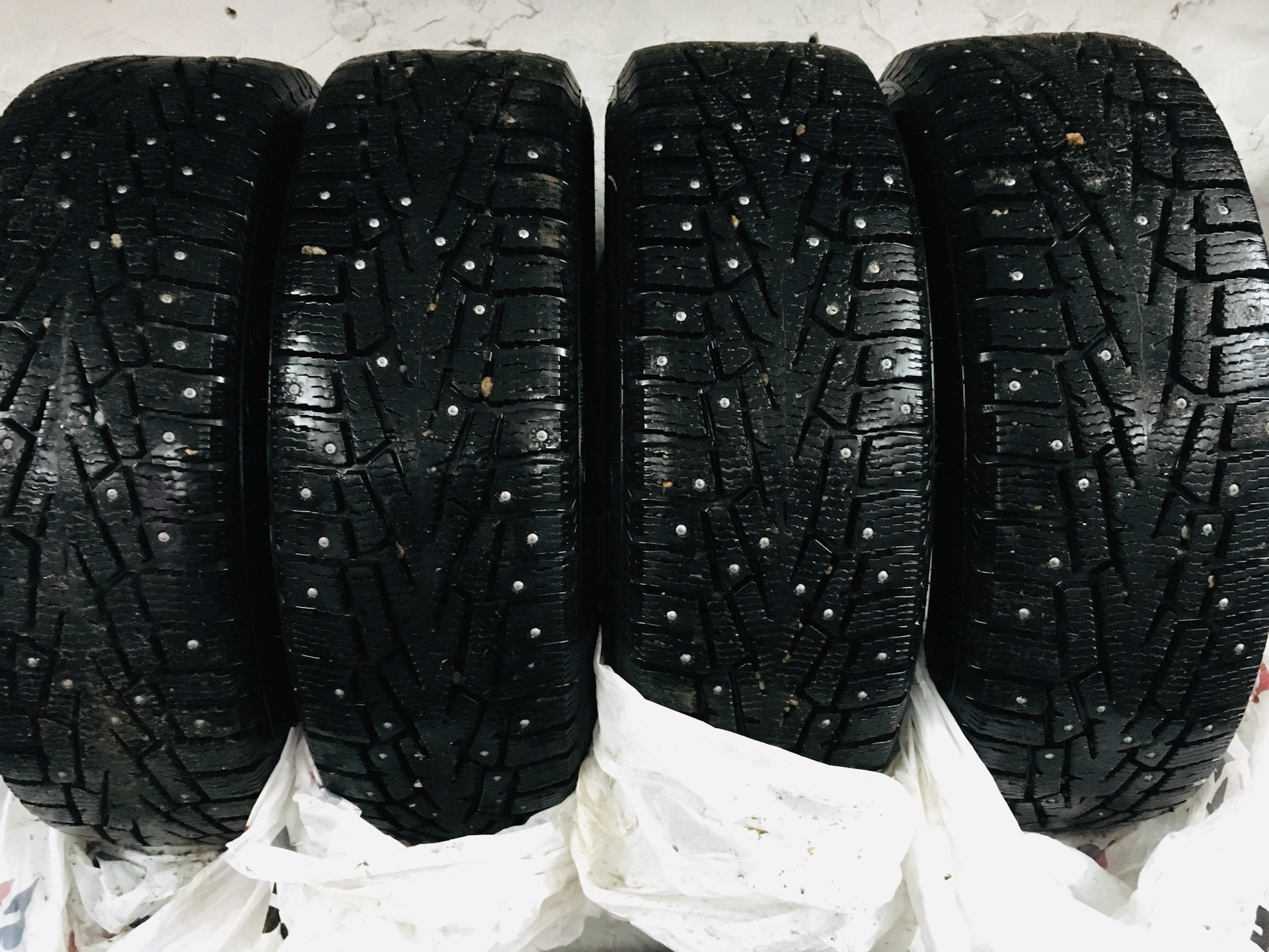зимние шины cordiant snowcross — Mitsubishi Outlander (1G), 2,4 л, 2006 ...