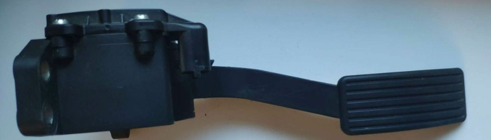 Педаль газа УАЗ patriot, hunter дв.40904 евро-3 на УАЗ Patriot. Б/у | 4 ...