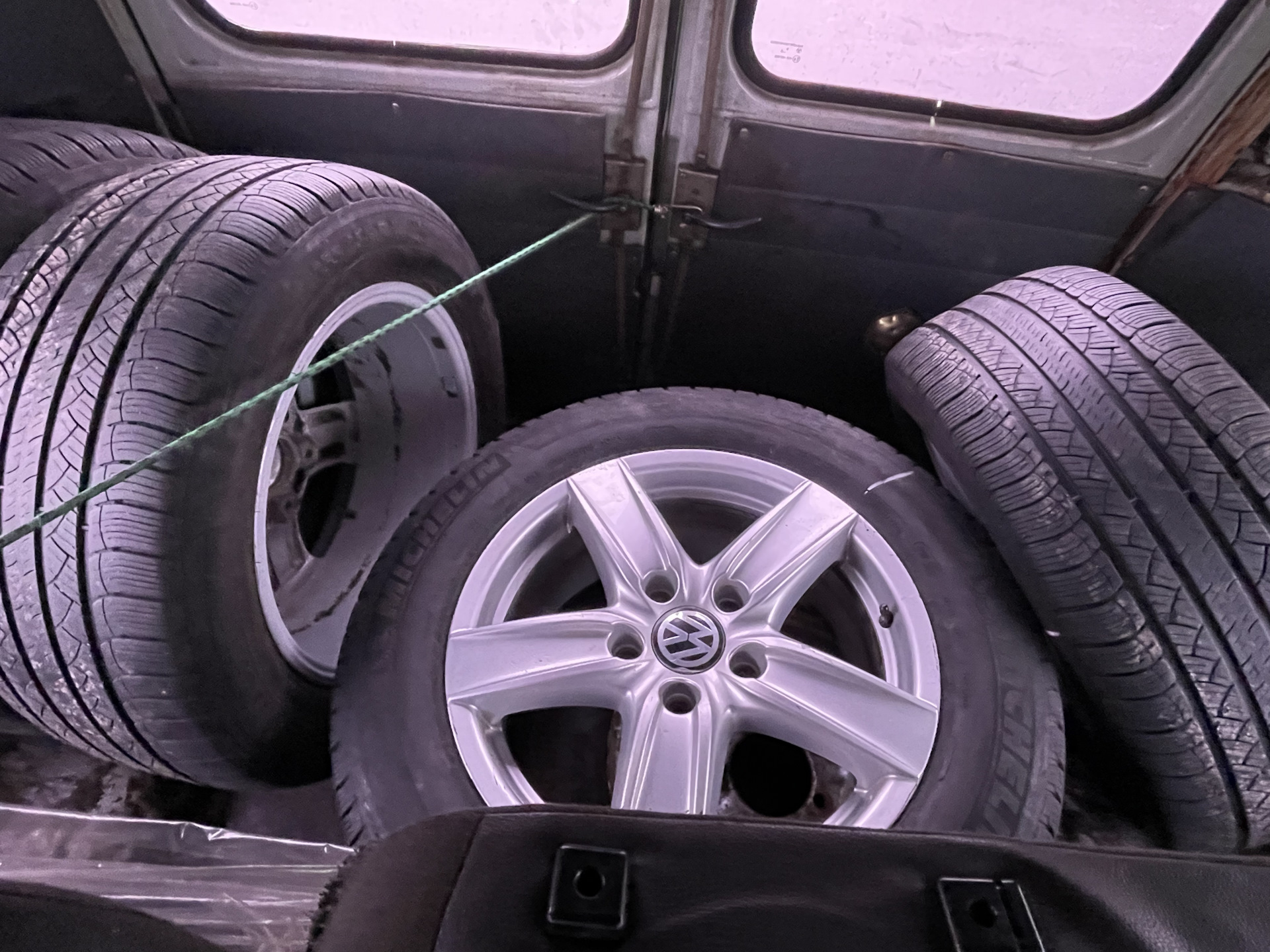 Датчики давления в шинах VAG — Volkswagen Touareg (1G), 3,6 л, 2008 ...