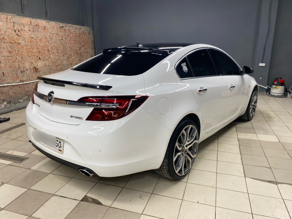 Фото в бортжурнале Opel Insignia (1G)