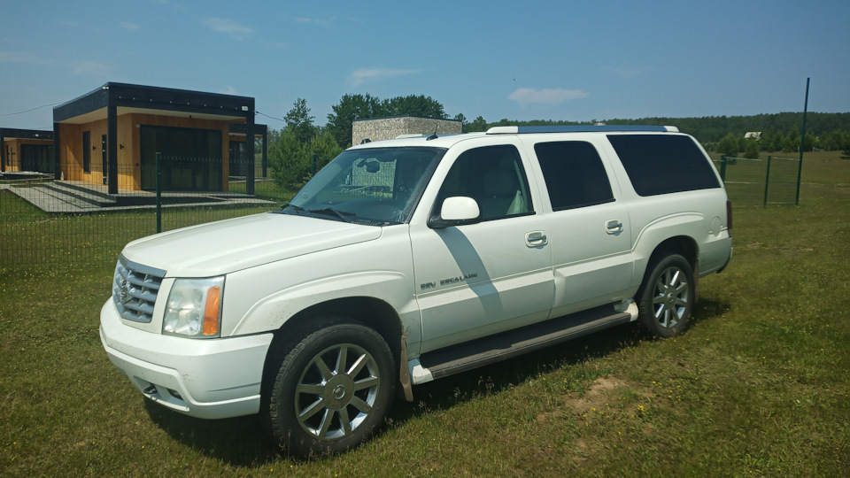 Cadillac Escalade ESV