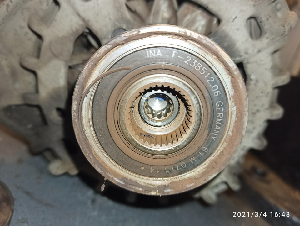 Демонтаж генератора на Рено степвей 2 двигатель h4m — DRIVE2