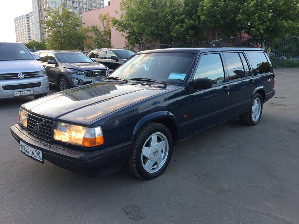 Универсал спб. Volvo 940 универсал. Volvo 940 универсал черная. Volvo 940 универсал 1994. Volvo 940 универсал белый.