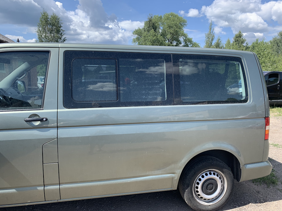 Caravelle tdi. Volkswagen Caravelle t6 с багажником на крыше.