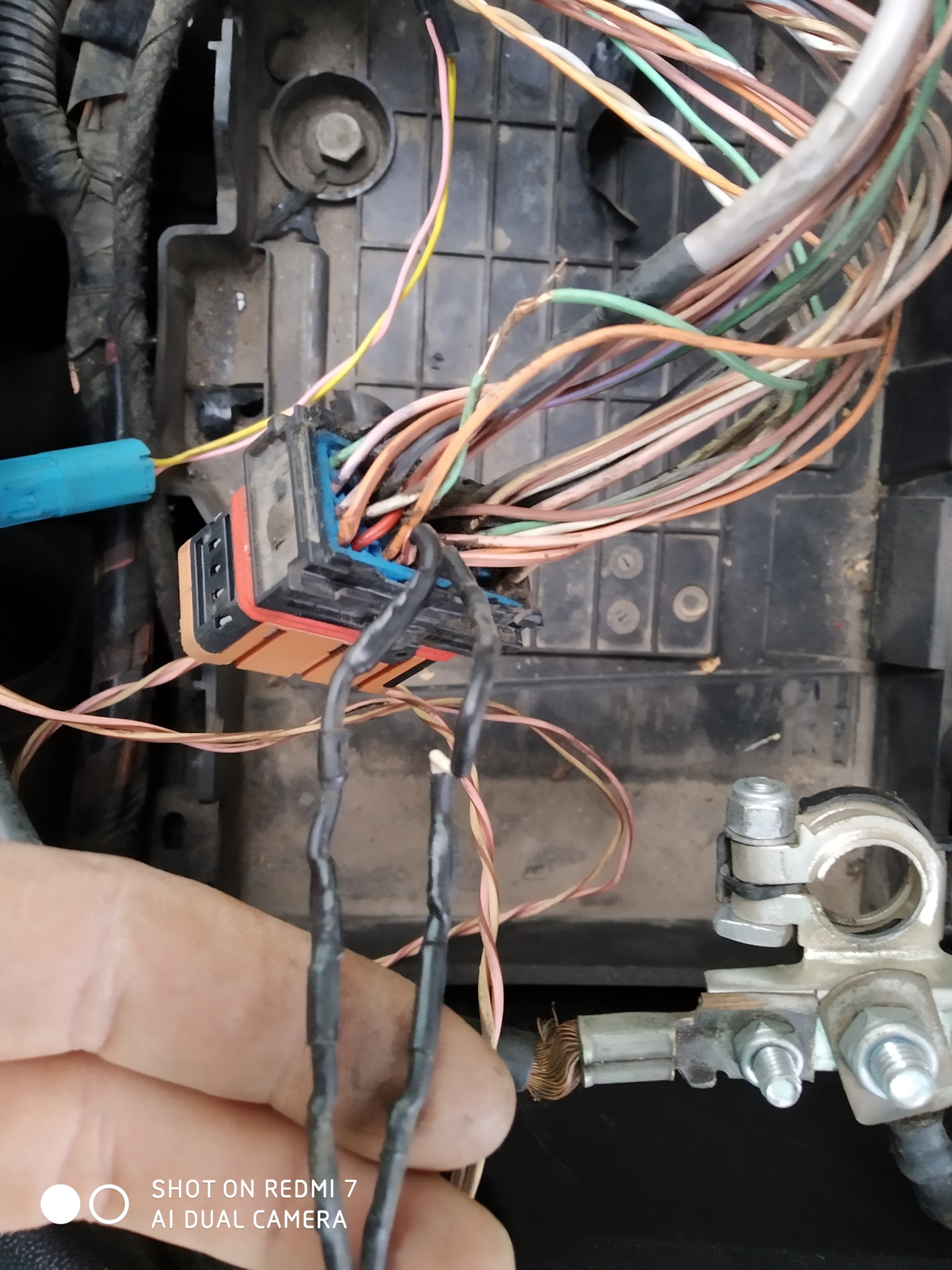 Указатель давления масла ВАЗ 2106 в ВАЗ 2114 - Lada 2114, 1,6 л, 2012 года тюнин