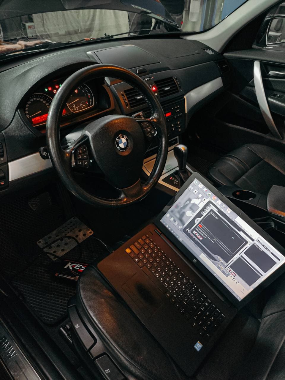 BMW X3 (БМВ Х3) 2007 года с двигателем 2.5 / Удаление катализатора и ...