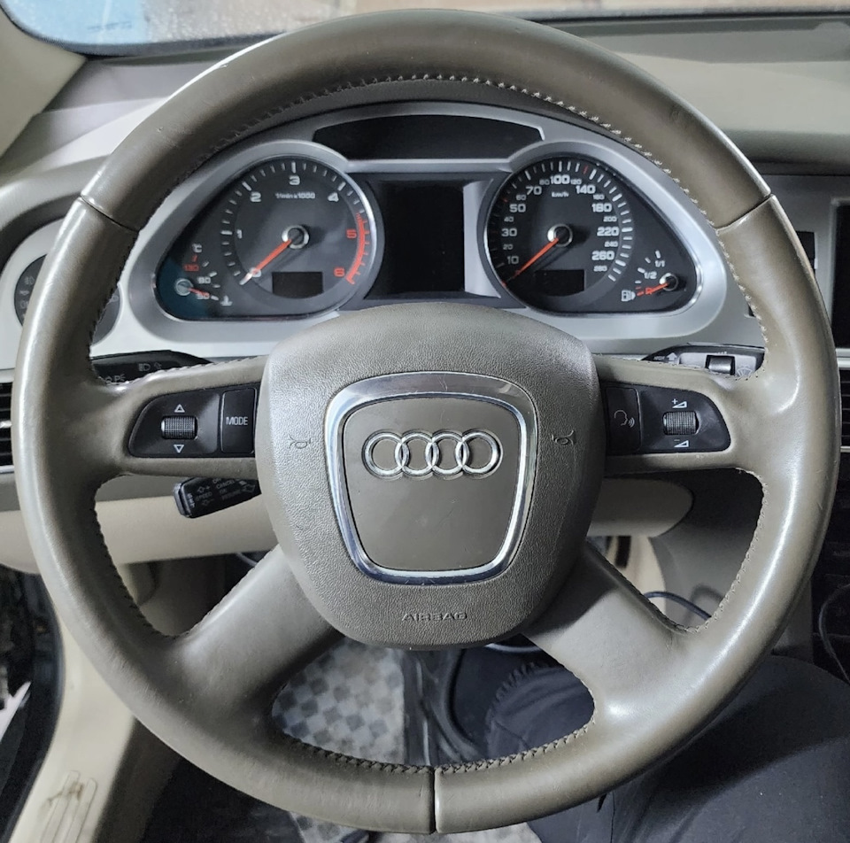 Замена лысого руля — Audi A6 (C6), 2 л, 2009 года | просто так | DRIVE2