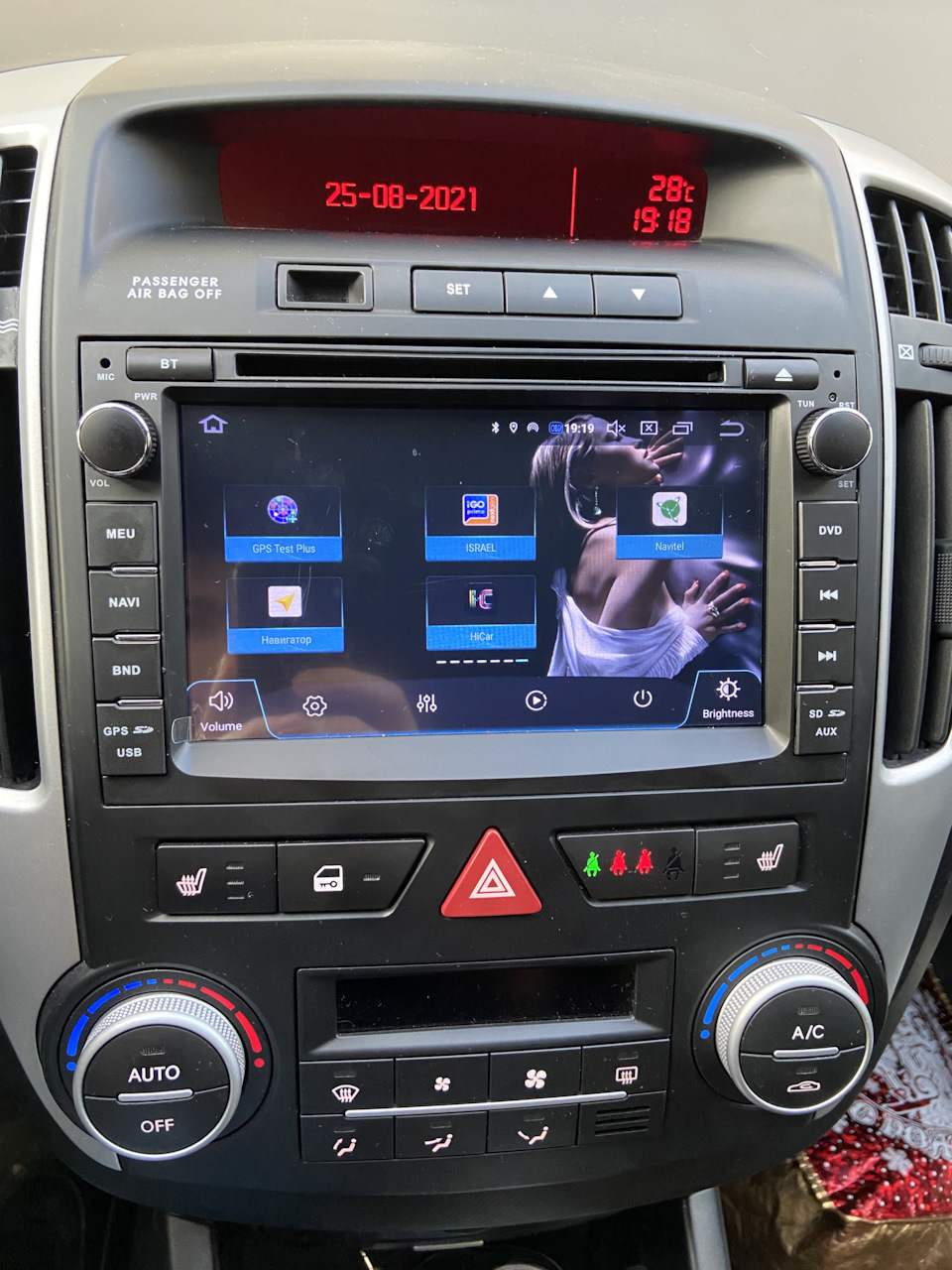 Магнитола из поднебесной на px6 — KIA Ceed (1G), 1,6 л, 2012 года ...