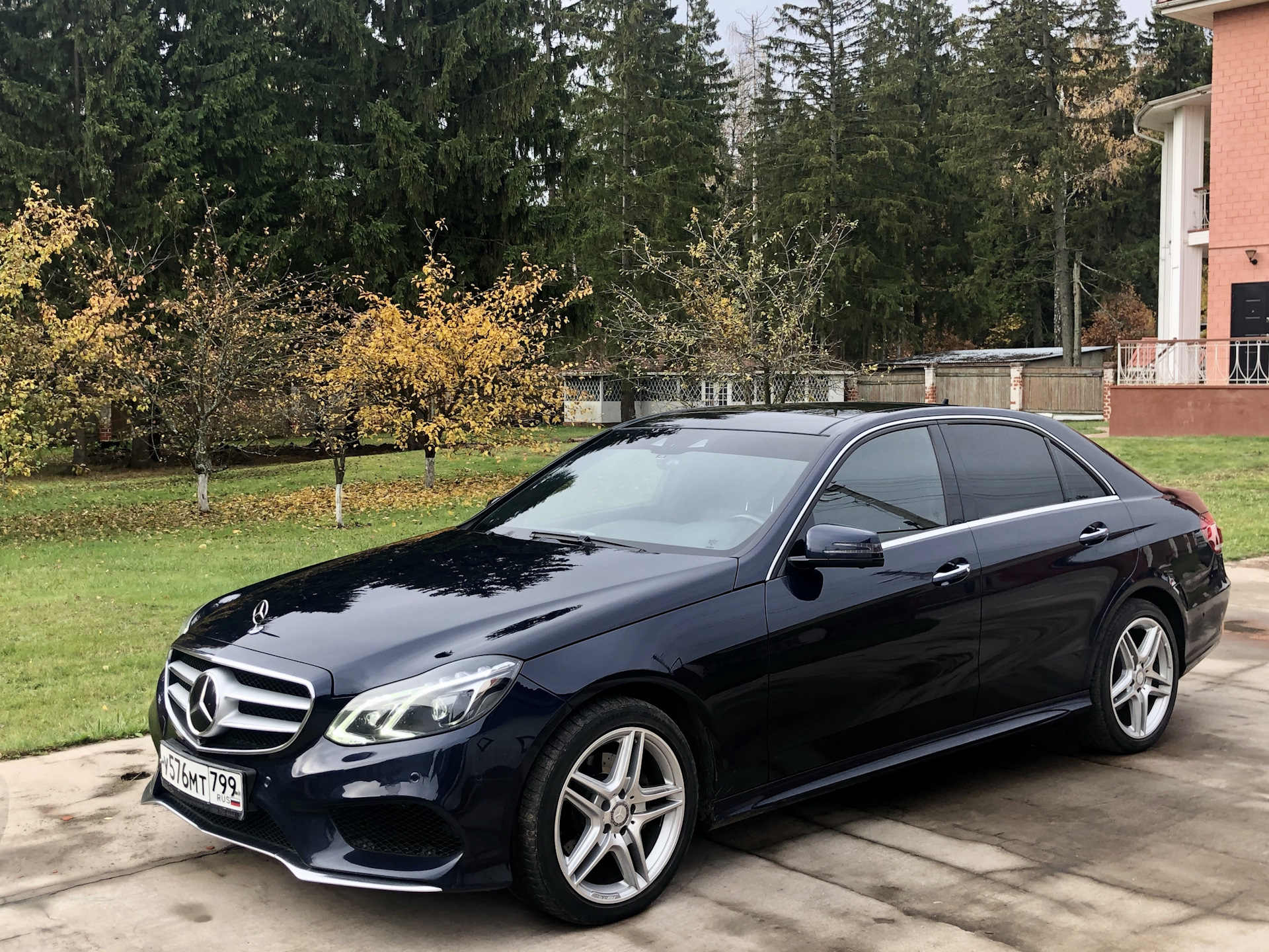 Купить и скачать лекала для резки антигравийной плёнки на плоттере для Mercedes