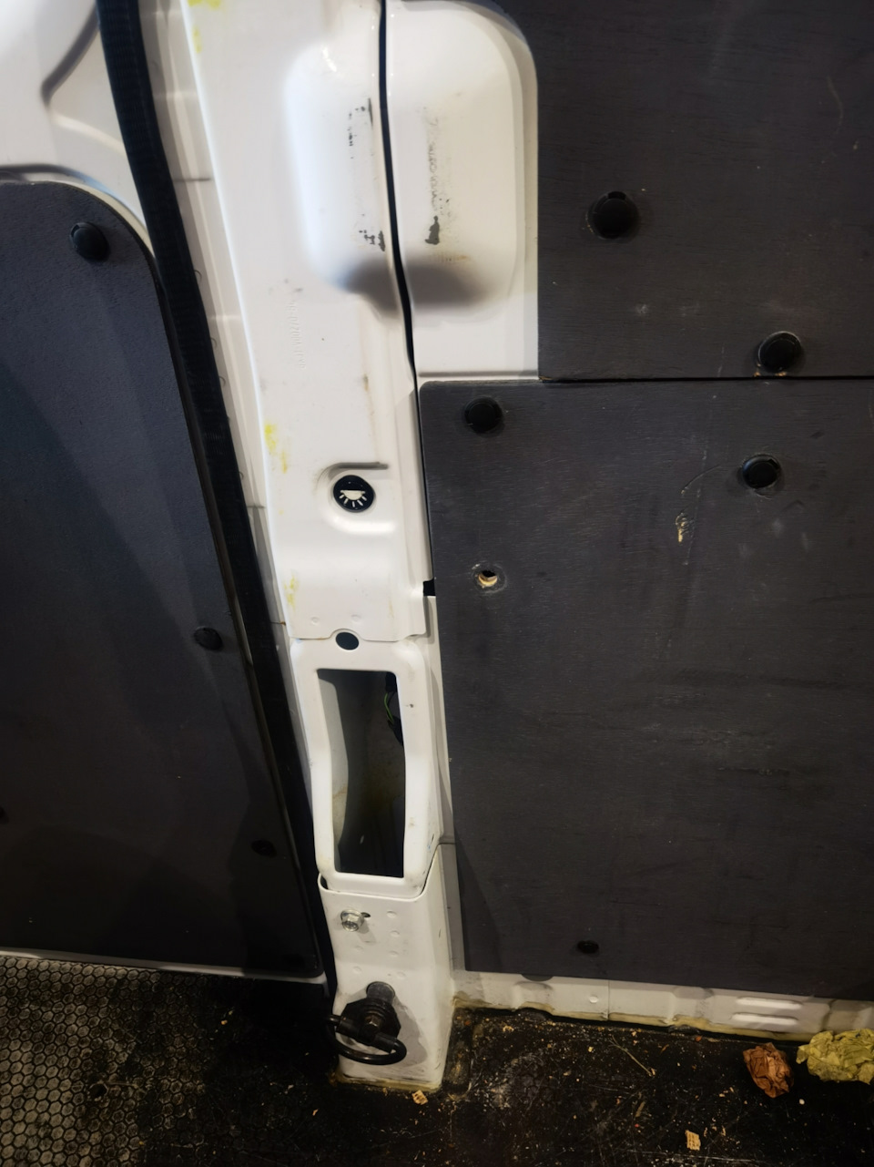 Фото в бортжурнале Ford Transit (8G)