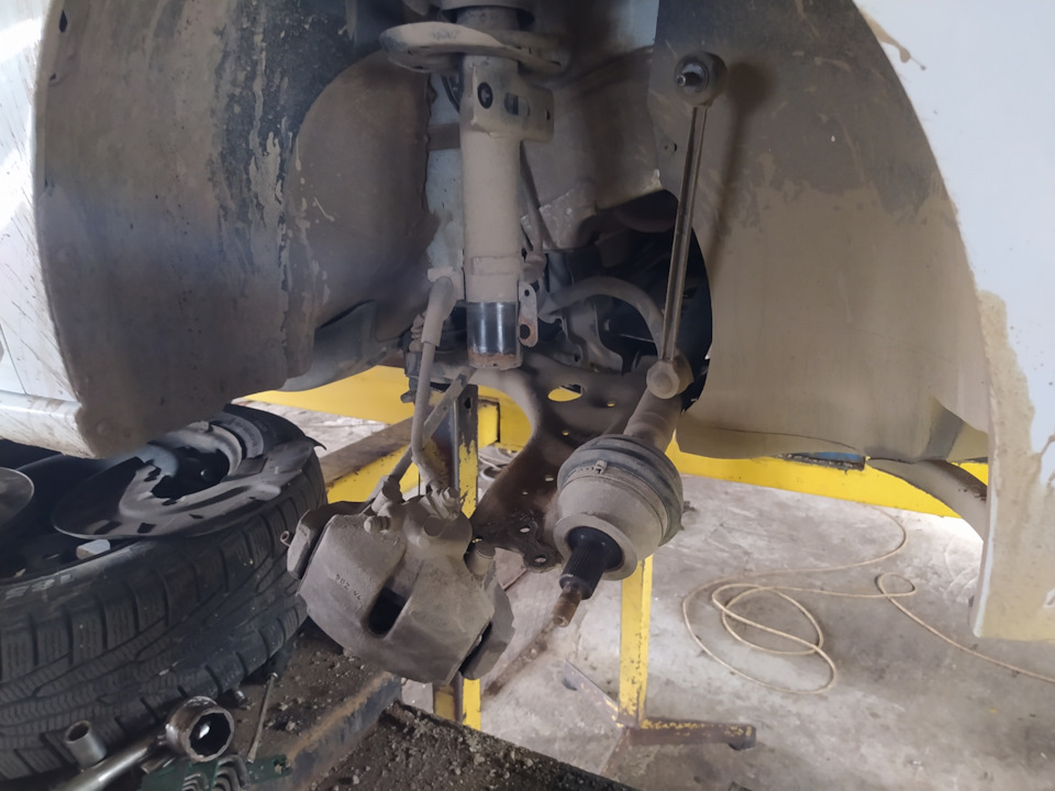 Вой подшипника переднего — Volkswagen Polo Sedan, 1,6 л, 2017 года ...