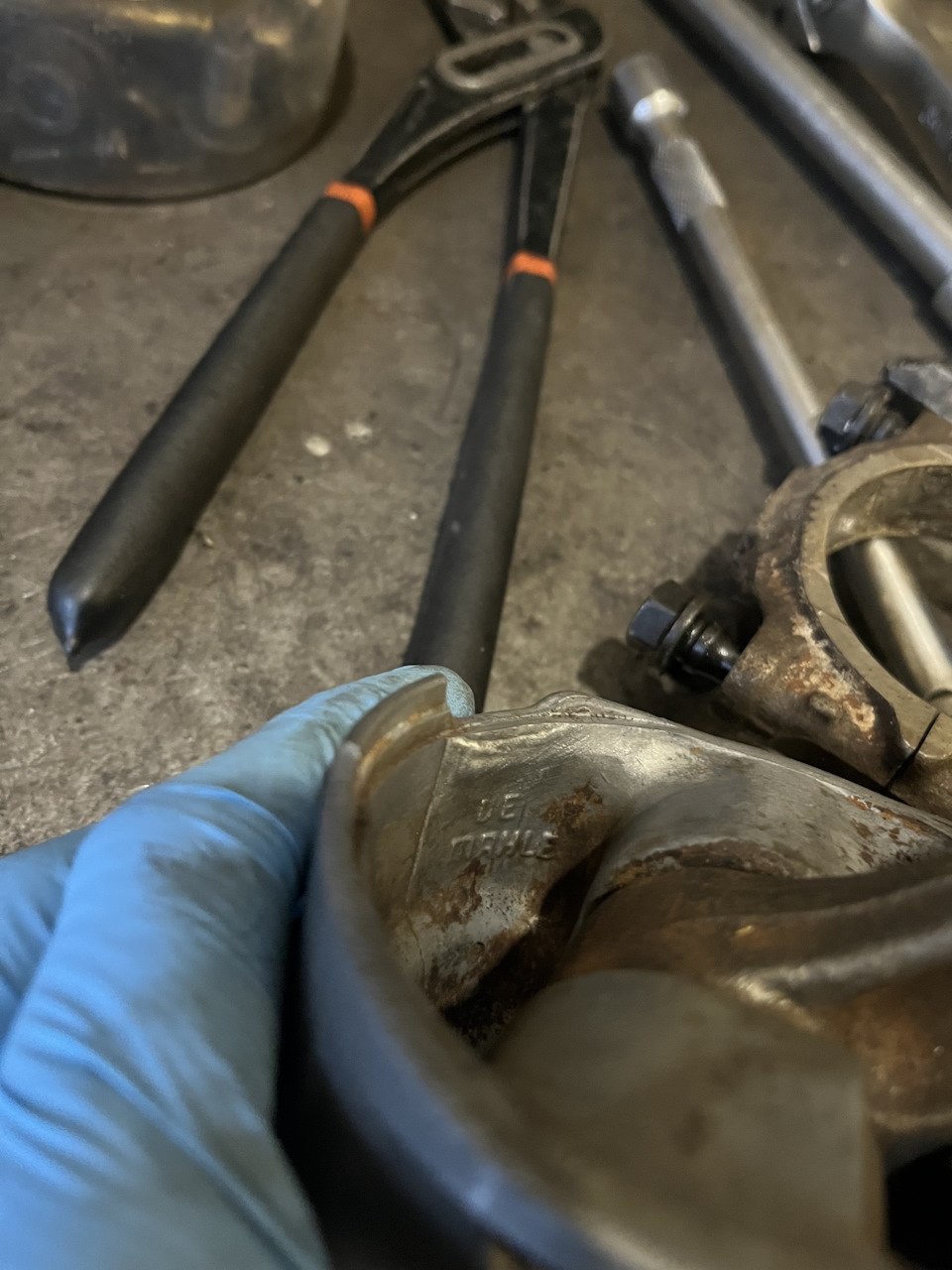 Mahle ) — Audi 100 (C4)