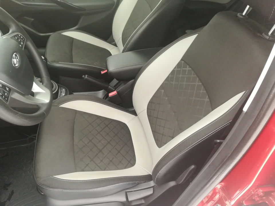 Заводское сидения . — Lada Vesta SW Cross (1G)