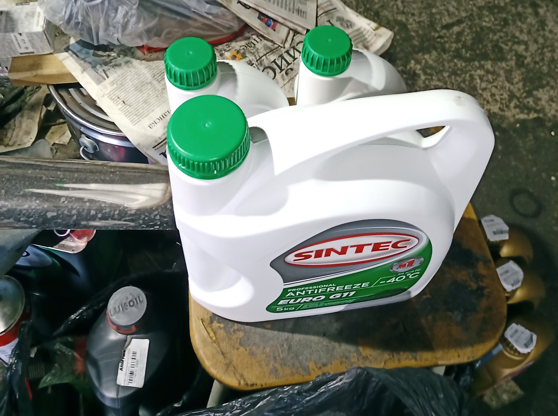 какой антифриз в альмере классик