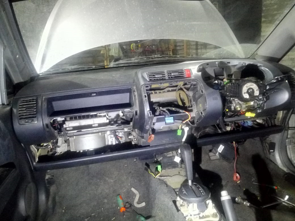 Чистка печки со снятием, Вернем тепло в хату) — Honda Fit (1G), 1,3 л ...