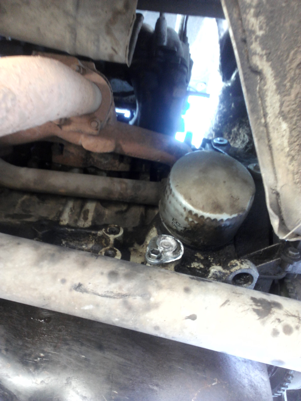 Давануло масло со стороны масляного насоса лада 21102 — Lada 21102, 1,5 ...