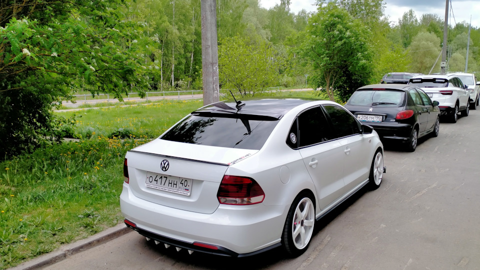 Полосы на VW Polo sedan gt