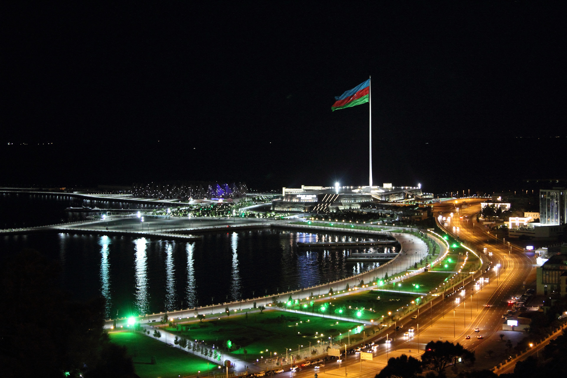 Самый большой флаг азербайджана