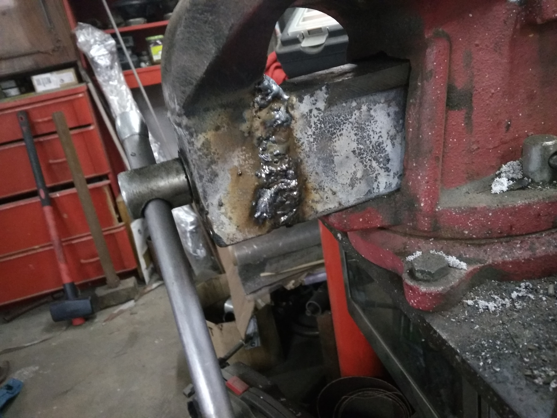 Чехлы из эко кожи от Lazebra. — Lada Vesta, 1,6 л, 2019 года | стайлинг ...