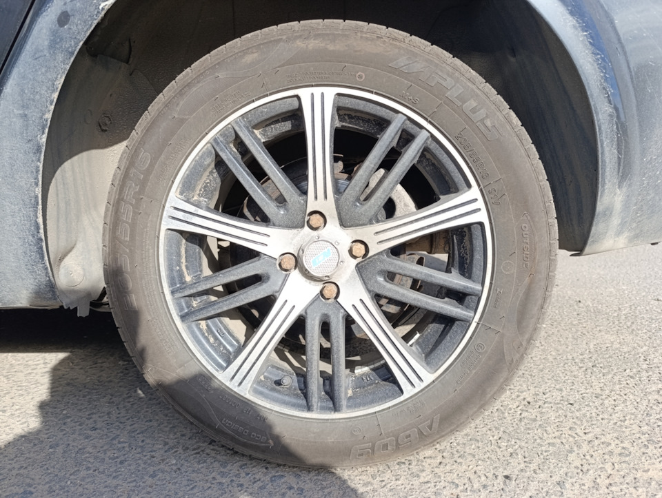 Китайская резина APLUS A609 — Renault Megane II, 1,6 л, 2009 года ...