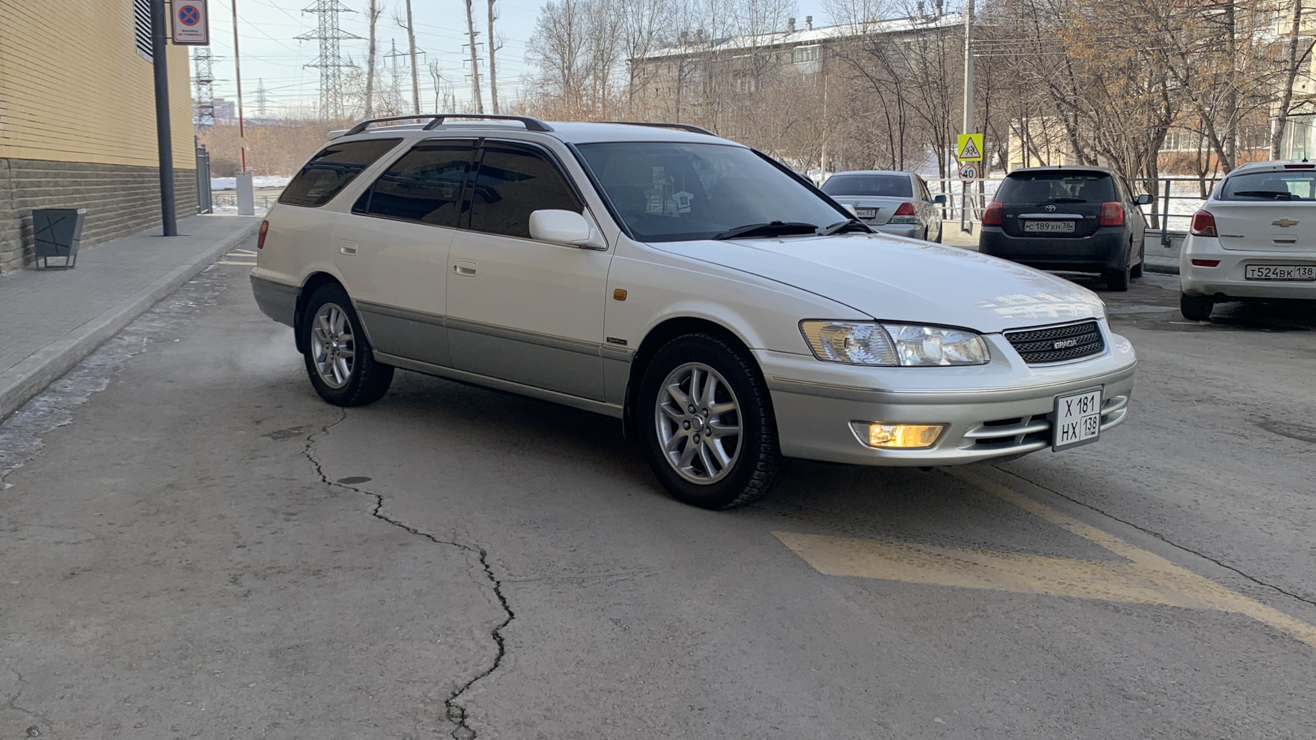 Toyota Camry Gracia 1999