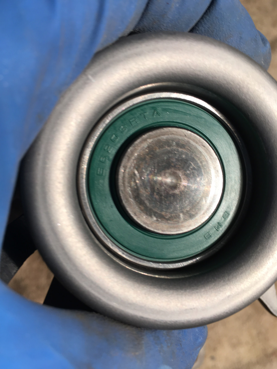 YLhXSXpv3wBH1Ud8PbEiDaYTxVk 960 Как открутить шкив коленвала хендай акцент