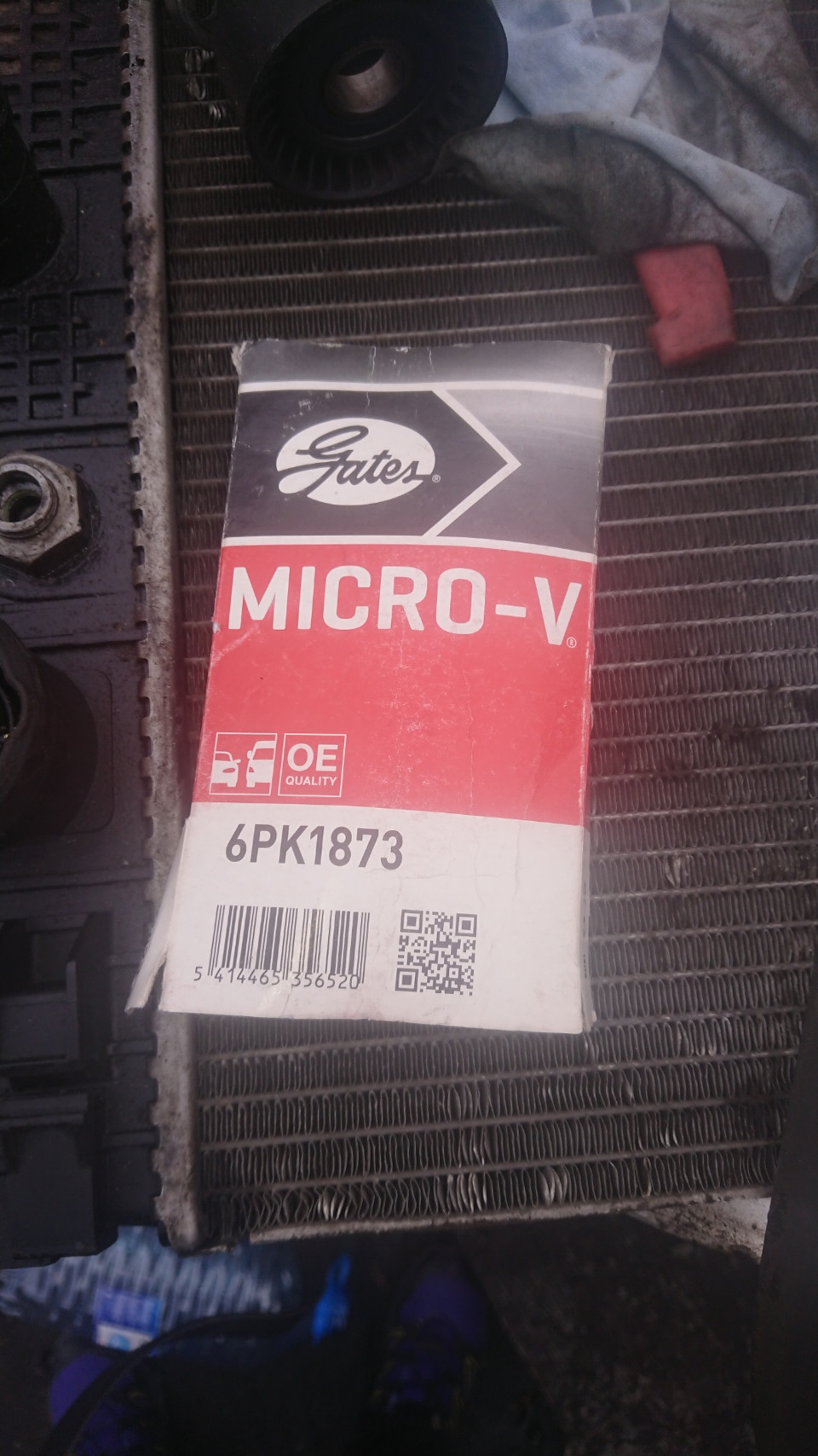 Фото в бортжурнале Mercedes-Benz C-Class (W203). Запчасти на фото: 6PK1873