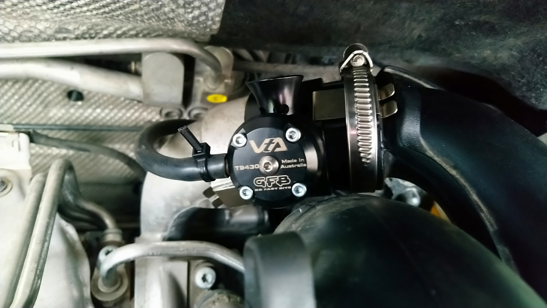 Перепускной клапан пассат б5. Дроссель сброса давления турбина мерседес. Клапан байпас ауди 1. Клапан сброса давления турбины газель некст. Клапан сброса давления турбины ямз 650.