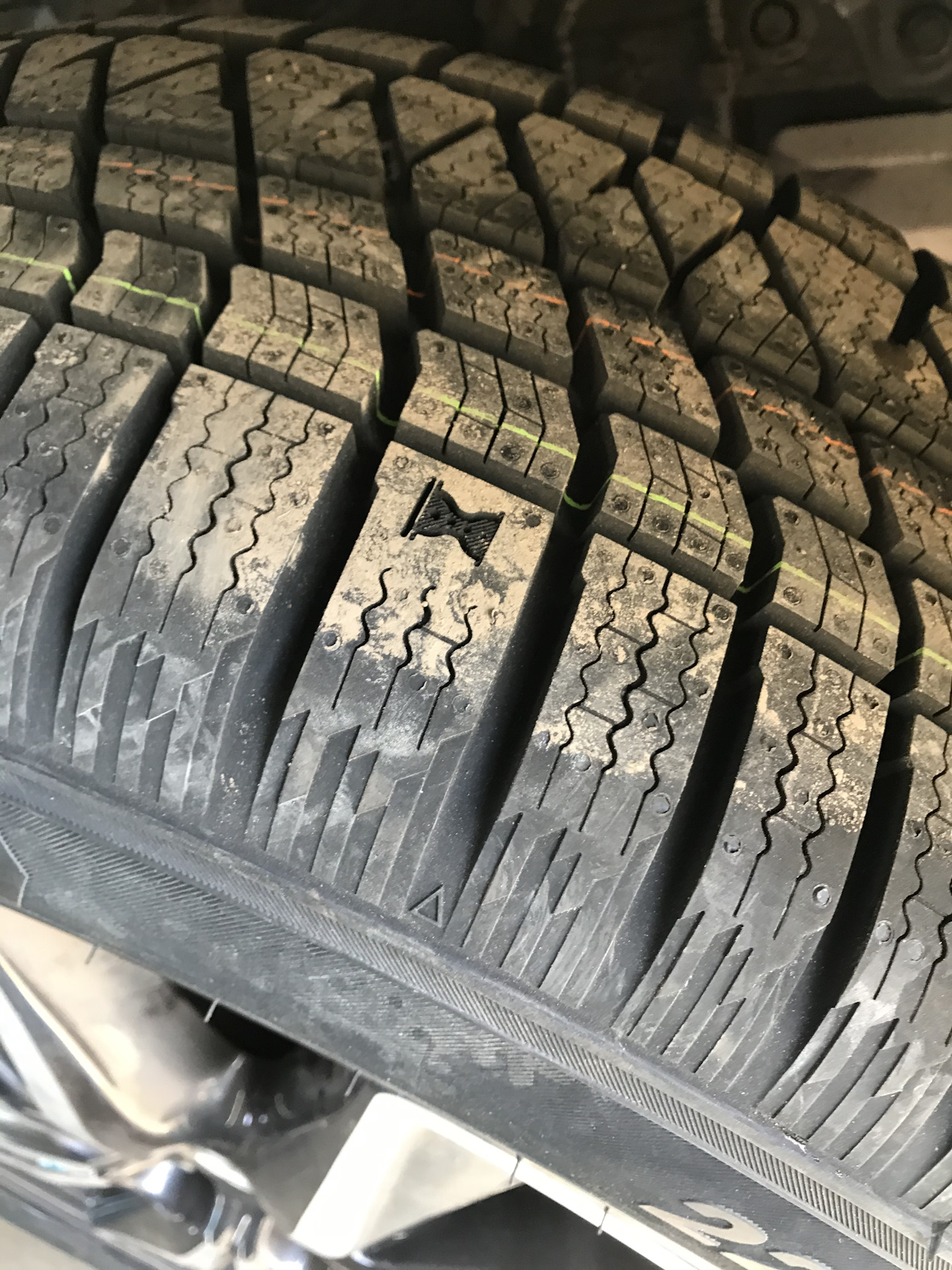 Wintercraft шины. Kumho WINTERCRAFT ws71. Шины Kumho WINTERCRAFT ws71. 225/55/19 H99 Kumho WS-71. Шина зимняя Kumho WINTERCRAFT ws71.