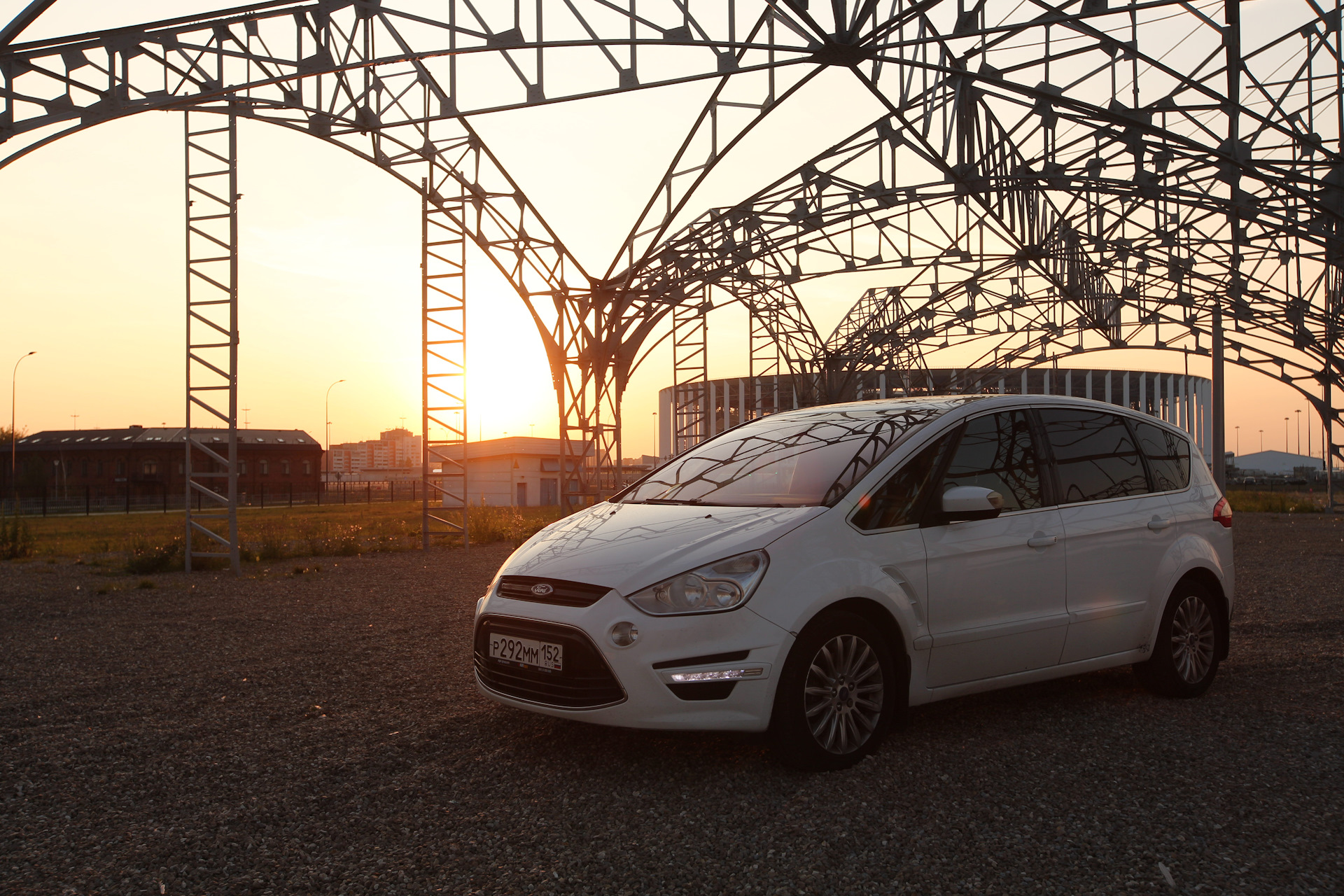 Стрелка форд. Форд s Max турбо. Ford s Max Turbo.