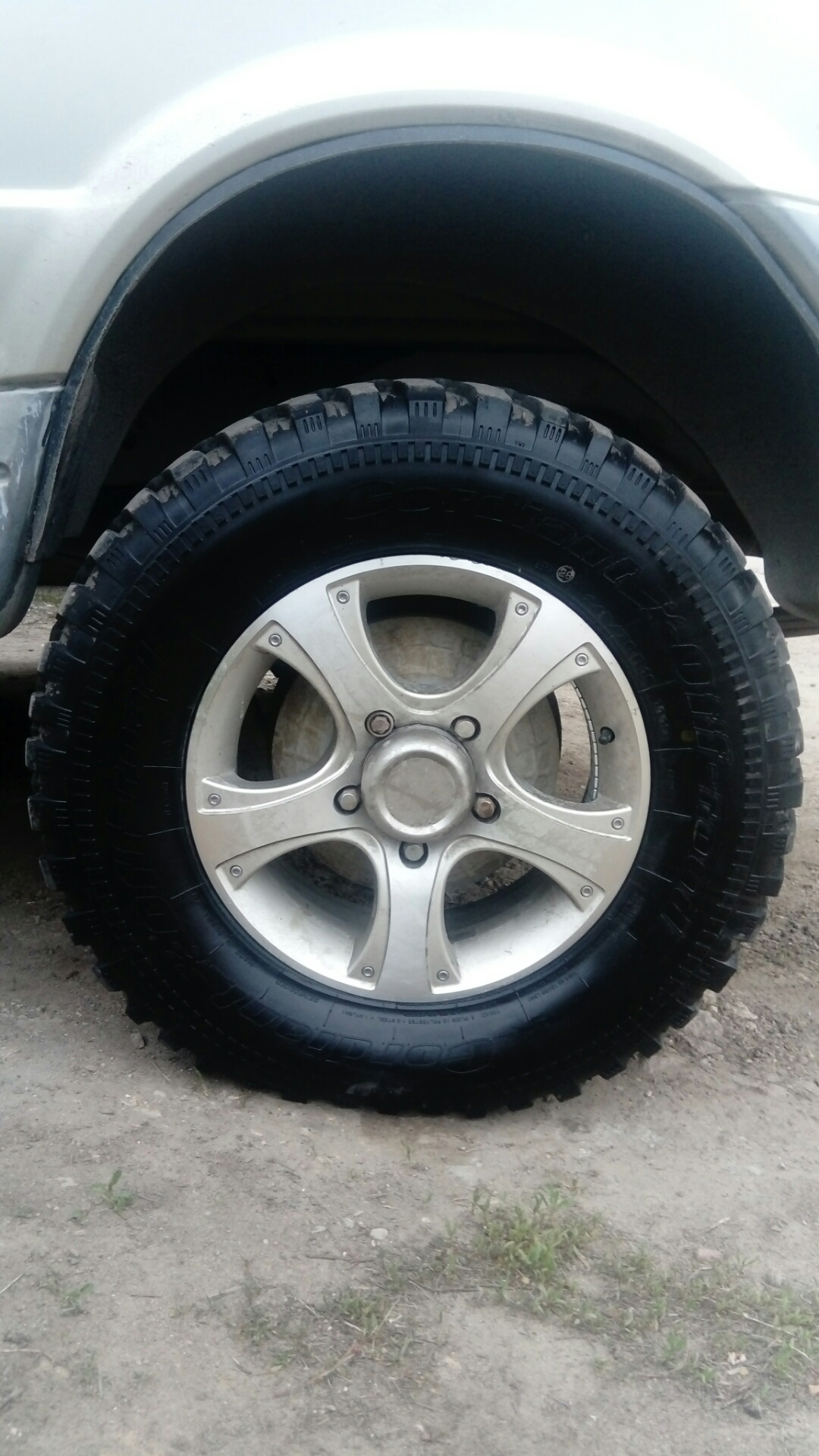 Cordiant off road 245 70. 245/70/16 Cordiant off Road 111q. Кордиант офф роад 2 на ниву. 245/70 R16 на Соболь. Cordiant off Road на ниву.