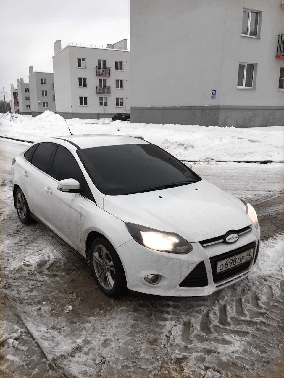 Ford Focus 3 универсал белый