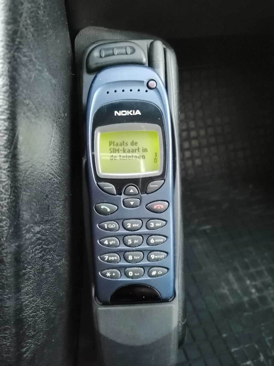 Nokia 6150. Автокомплект для Mercedes. — Mercedes-Benz E-class Estate  (S124), 2,8 л, 1994 года | аксессуары | DRIVE2