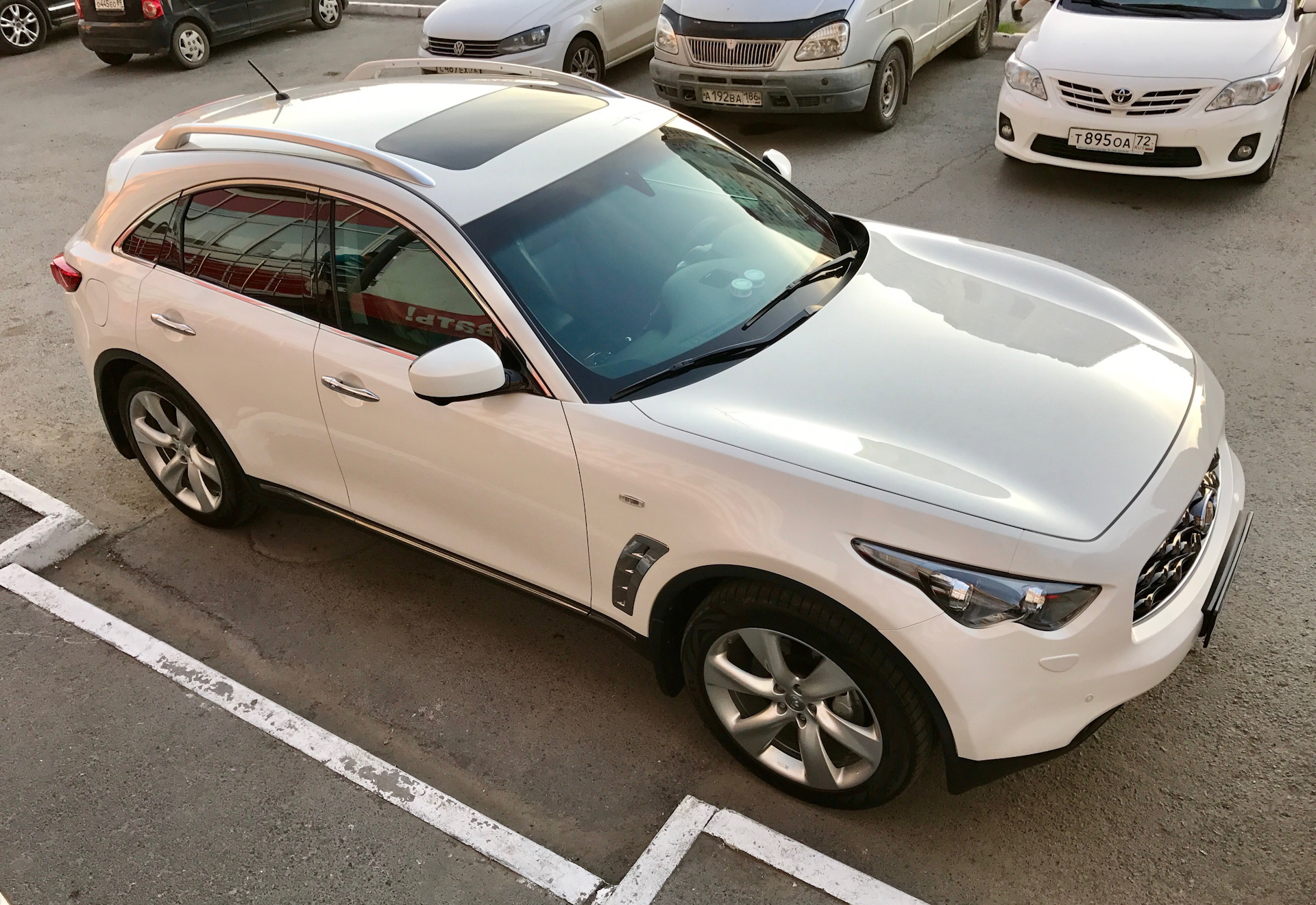 Infiniti fx37