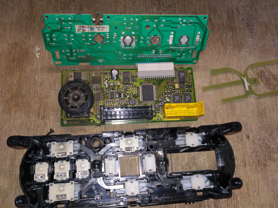 Не заводится. — Ford Focus III Hatchback, 1,6 л, 2012 года | поломка ...