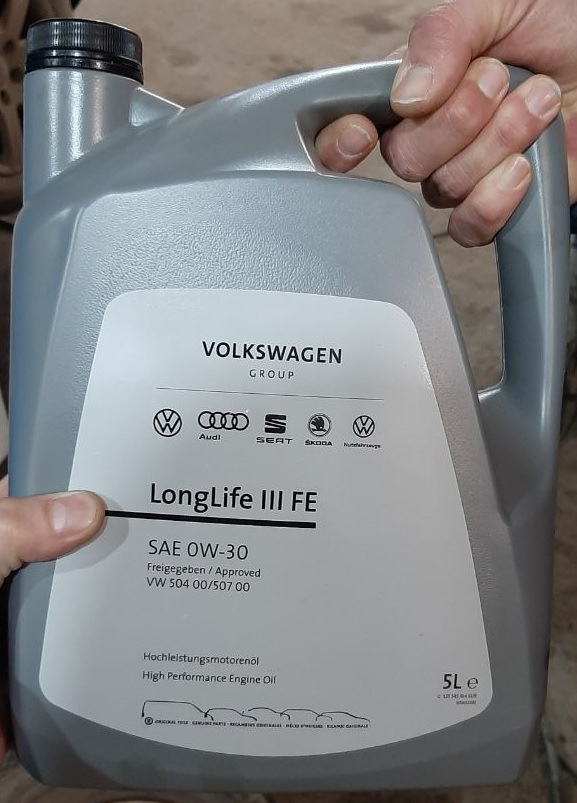 Какое масло лить в ауди а6 с5. Масло в акпп ауди а6 с6 3. Audi a6 c6 масло в торсен 01j. Масло ликви моли 5-40 для ауди а3. Какое масло лить в ауди а6 с5.