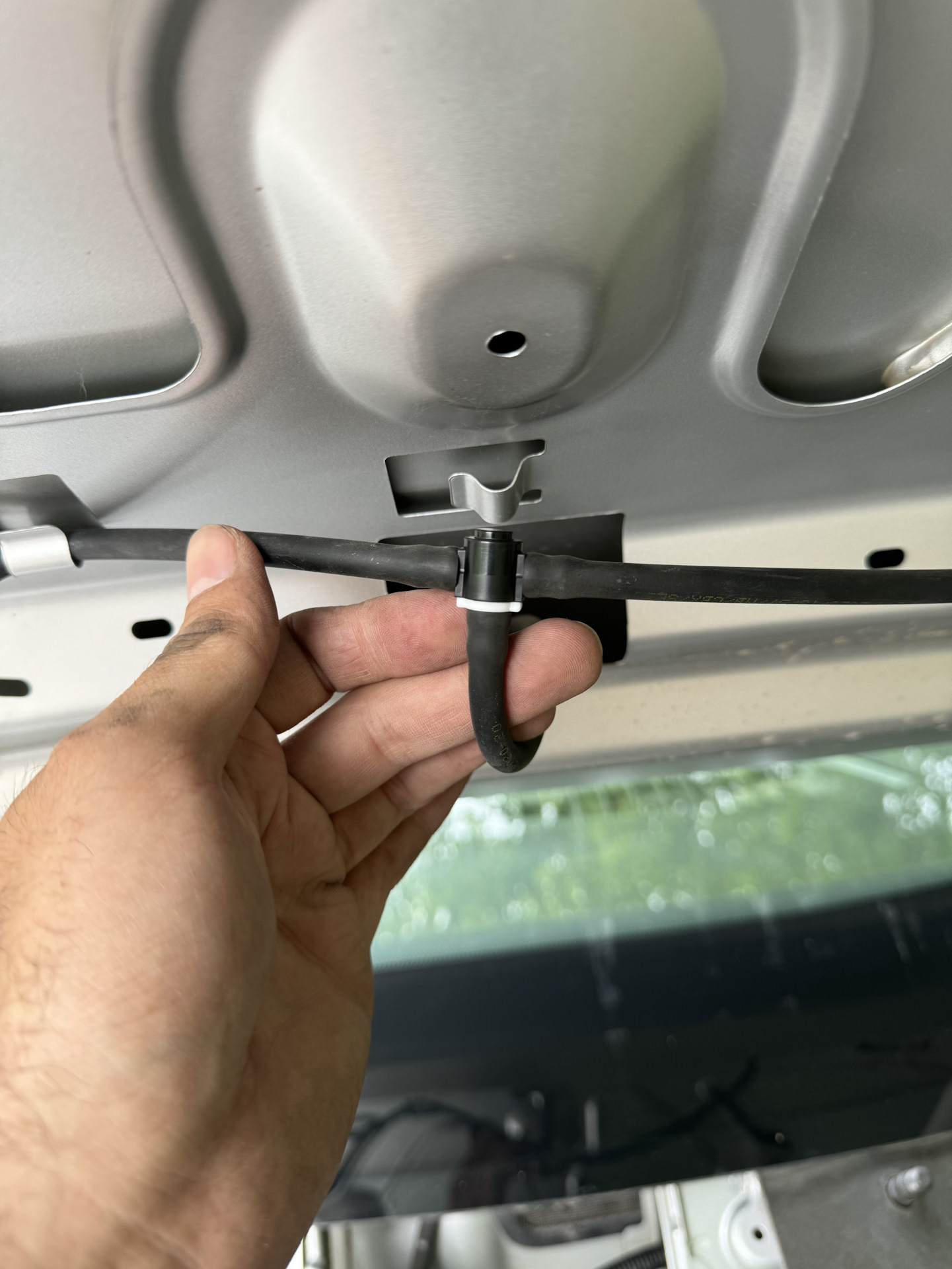 Регулировка трапеции, зоны очистки дворников, обратный клапан омывателя ...