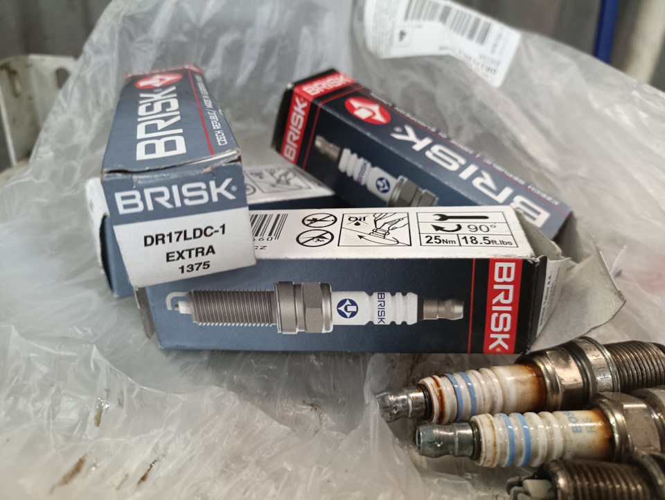 DR17LDC1 Свеча зажигания Extra (интервал замены — max. 45 000 km) BRISK ...