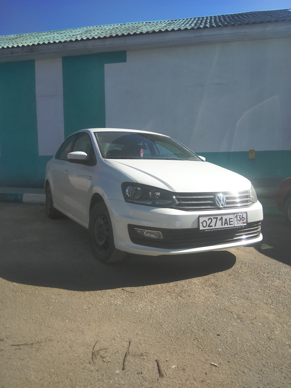 Тонировка, диски, чехлы, регистрация авто — Volkswagen Polo Sedan, 1,6 л,  2015 года | тюнинг | DRIVE2