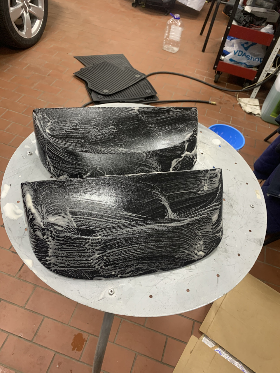 Остальное всё химией, побольше пены))). — BMW 7 series (E65/E66)