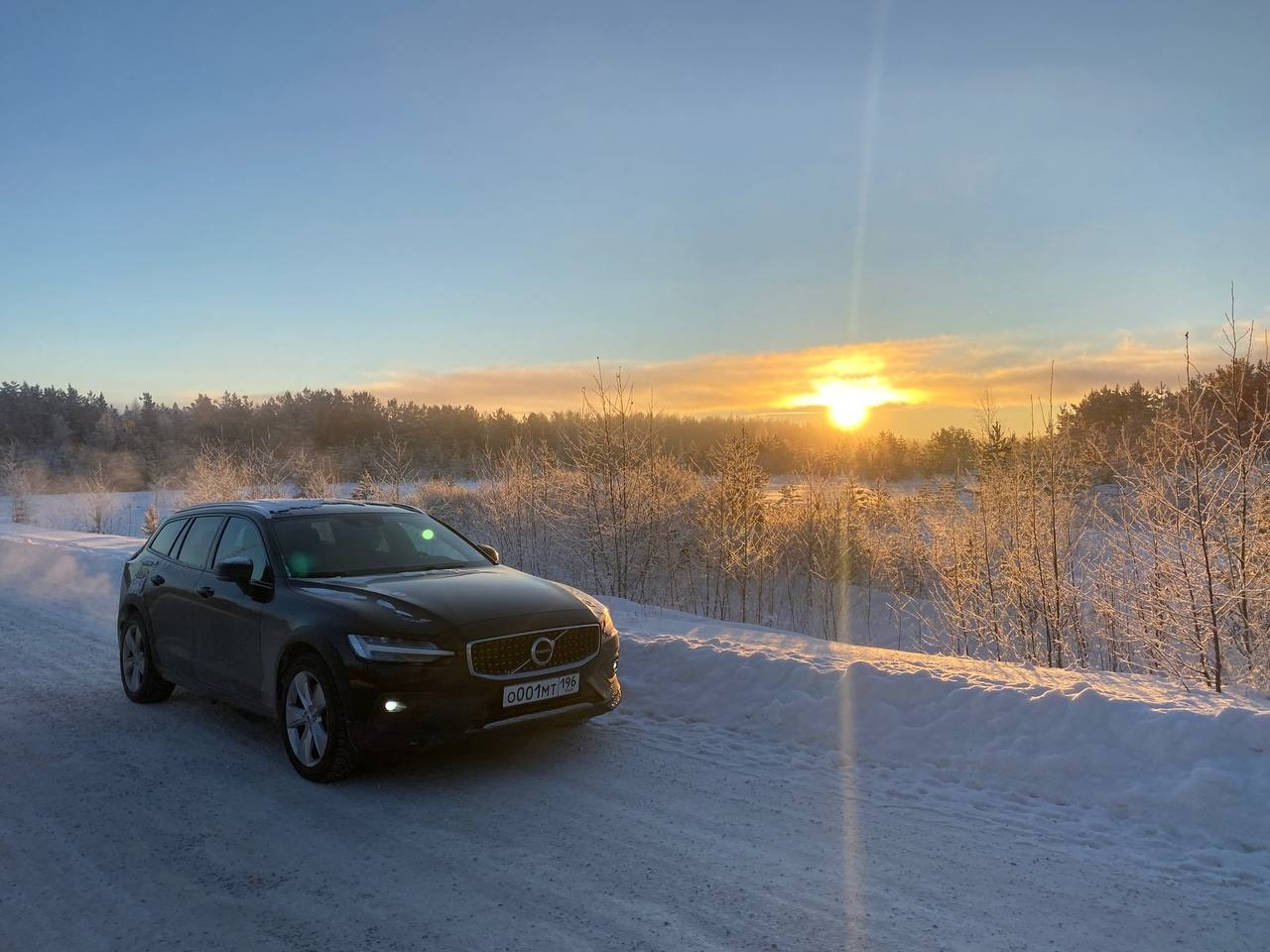 Шведская полиция Volvo v60cc