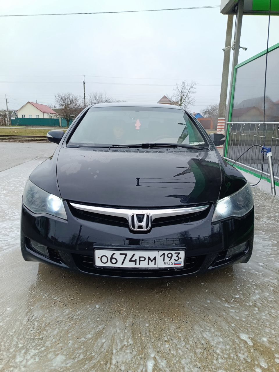 Туманки в чёрный и переклейка фары от запотивания — Honda Civic 4D (8G),  1,8 л, 2006 года | своими руками | DRIVE2