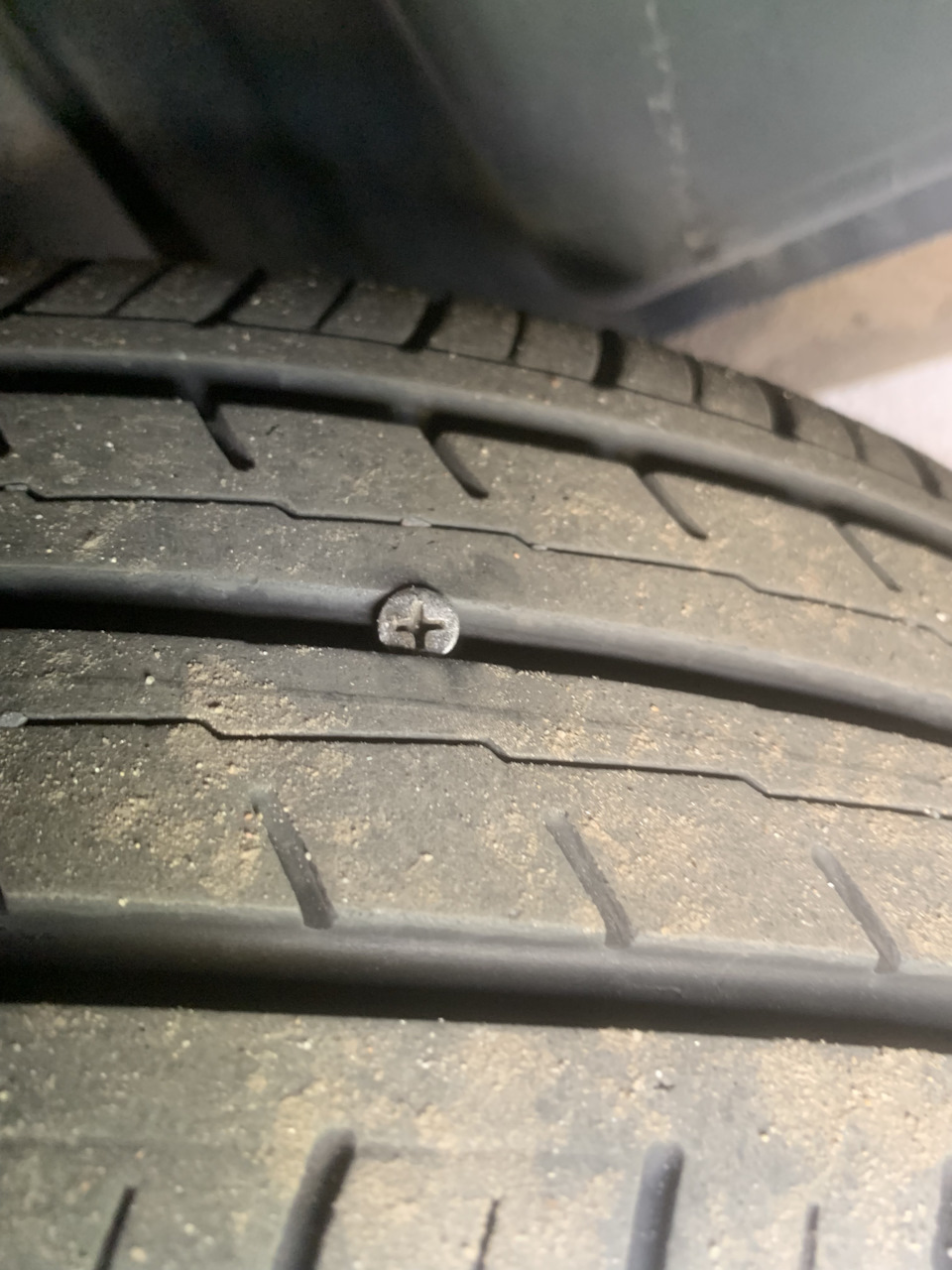Дошиповка летней резины🥴 — Volkswagen Polo Sedan, 1,6 л, 2014 года ...
