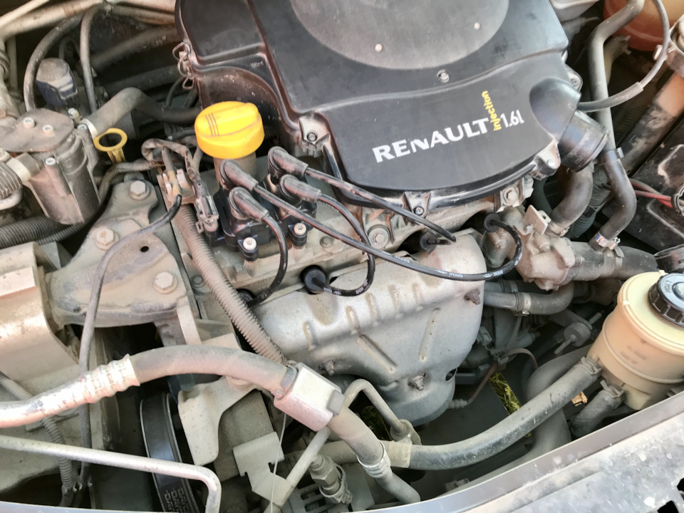 Фото в бортжурнале Renault Logan (1G)